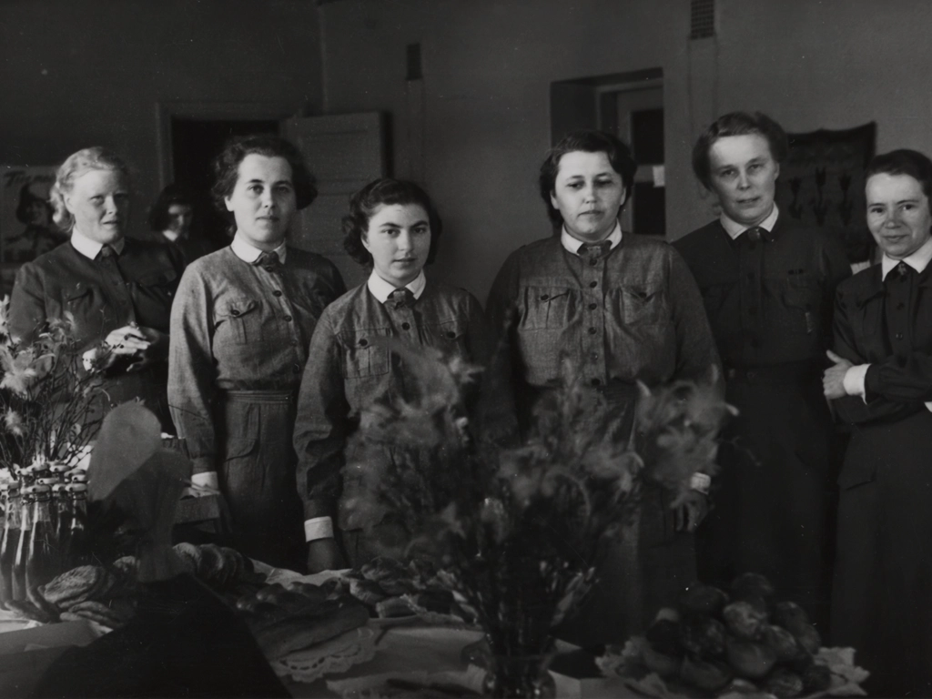 Lohjan paikallisosaston pääsisäismyyjäiset 1941