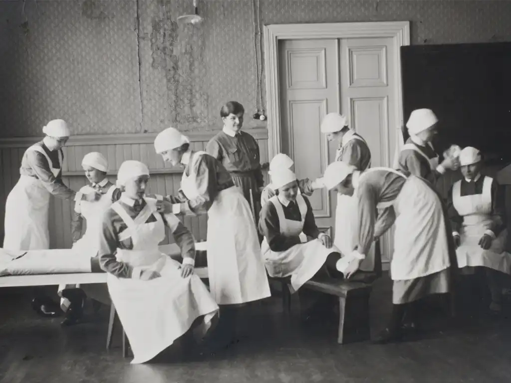 Lääkintälottien sidontaharjoitukset