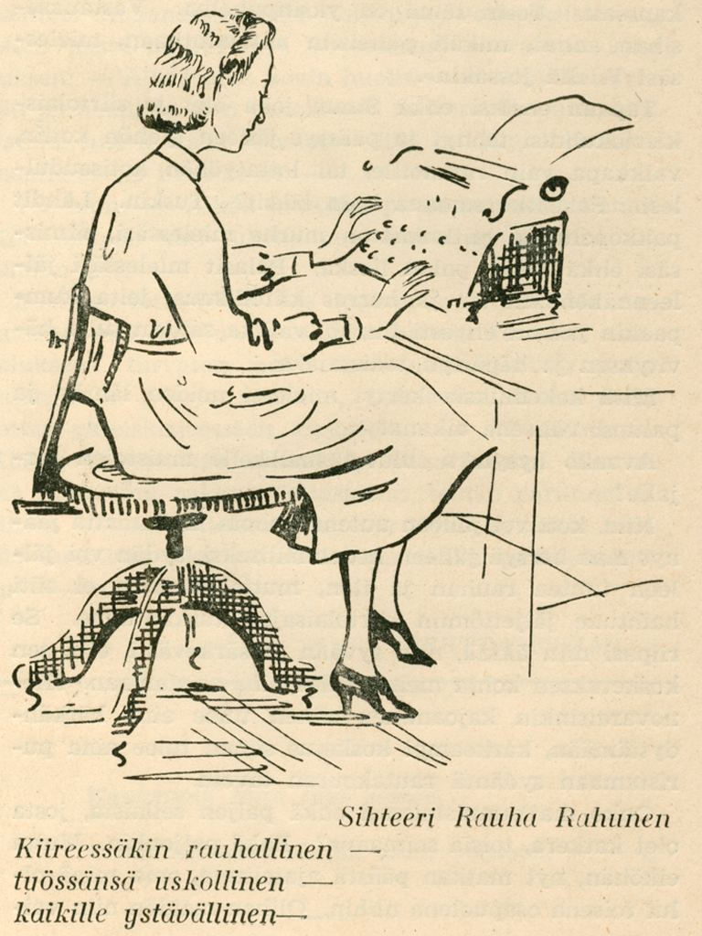 Lottien sota-ajan monipuolistunut työsarka heijastuu kuvamateriaalissa: entistä enemmän löytyy kuvauksia lotista suorittamassa erilaisia ja hyvin vaihteleviakin työtehtäviä.