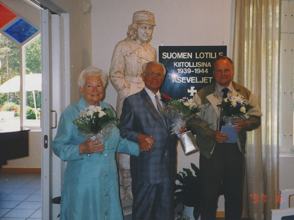 Lottapatsaan vihkiminen 9.6.1997 Nina Sailo, Pauli Talvio, Seppo Sailo.